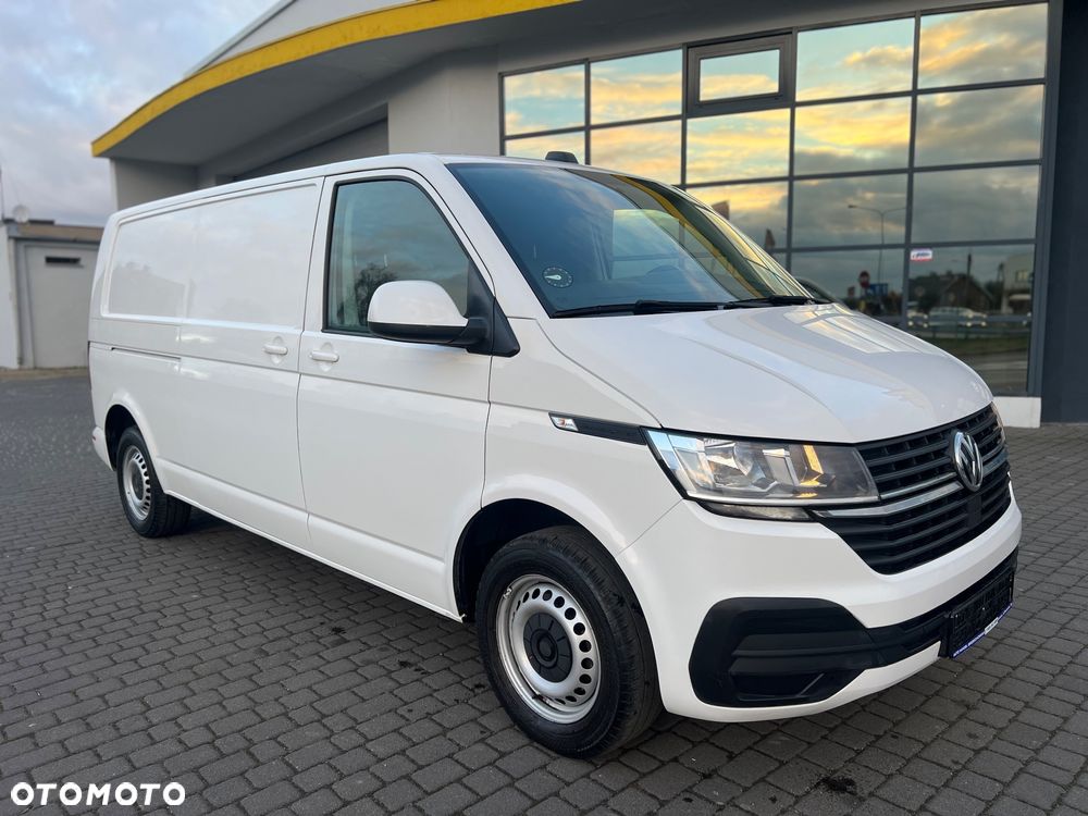 Volkswagen Transporter - 1