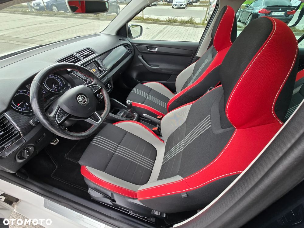 Skoda Fabia 1.0 TSI Monte Carlo - 17