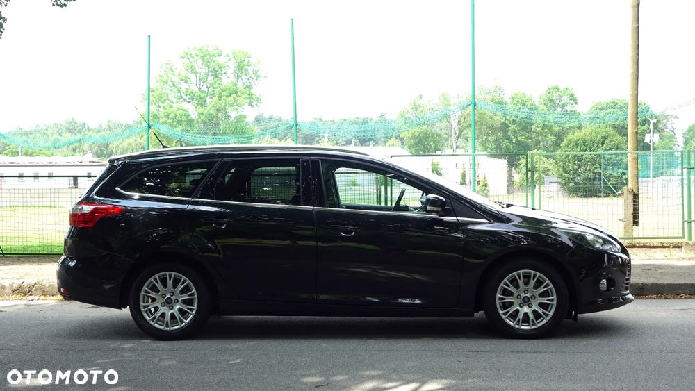 Ford Focus - 37