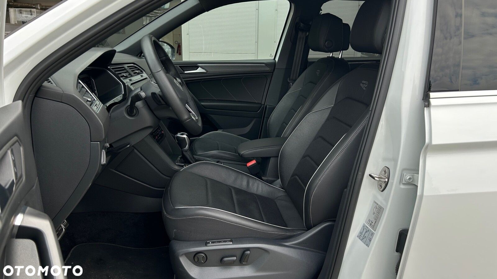 Volkswagen Tiguan Allspace 2.0 TDI 4Mot R-Line DSG - 9