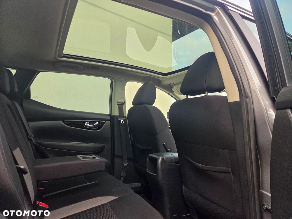 Nissan Qashqai 1.7 dCi N-Connecta - 31