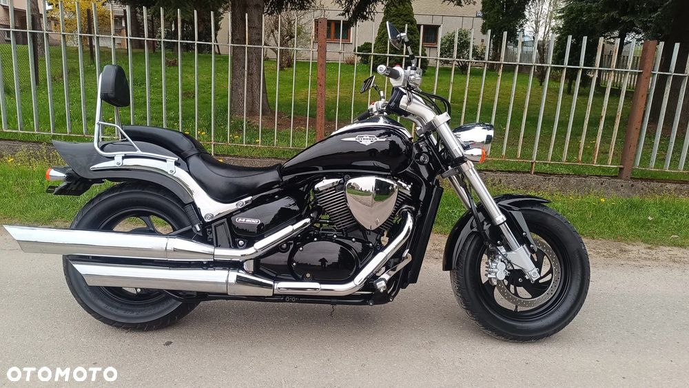 Suzuki Intruder - 11