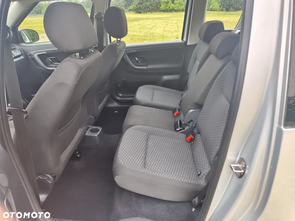 Skoda Roomster 1.6 TDI DPF FAMILY - 17