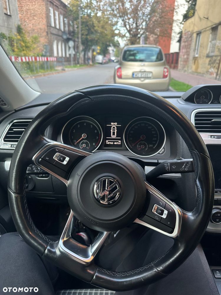 Volkswagen Scirocco 2.0 TSI BMT Perfectline R-Style - 6