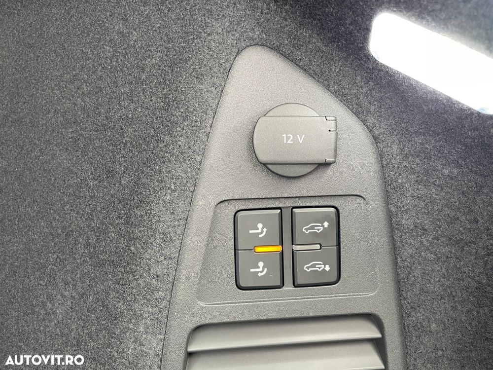 Volkswagen Touareg V6 TDI SCR 4Motion Aut. R-Line FINAL EDITION - 23