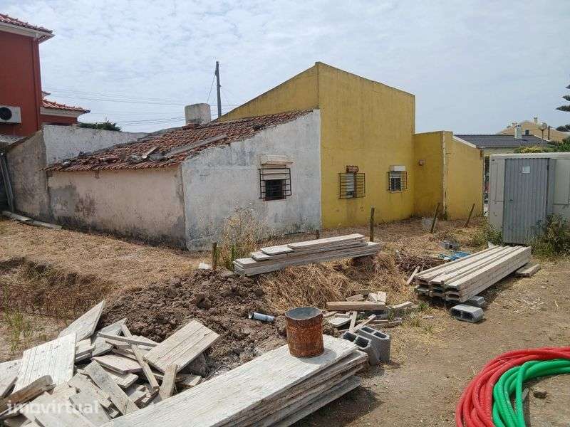 Vendo moradia para reabilitar na Atalaia - Lourinhã - Grande imagem: 5/12