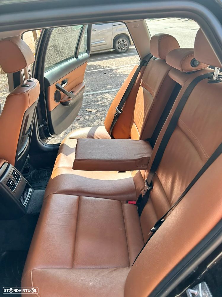 BMW 320 d DPF Aut. Edition Exclusive - 12