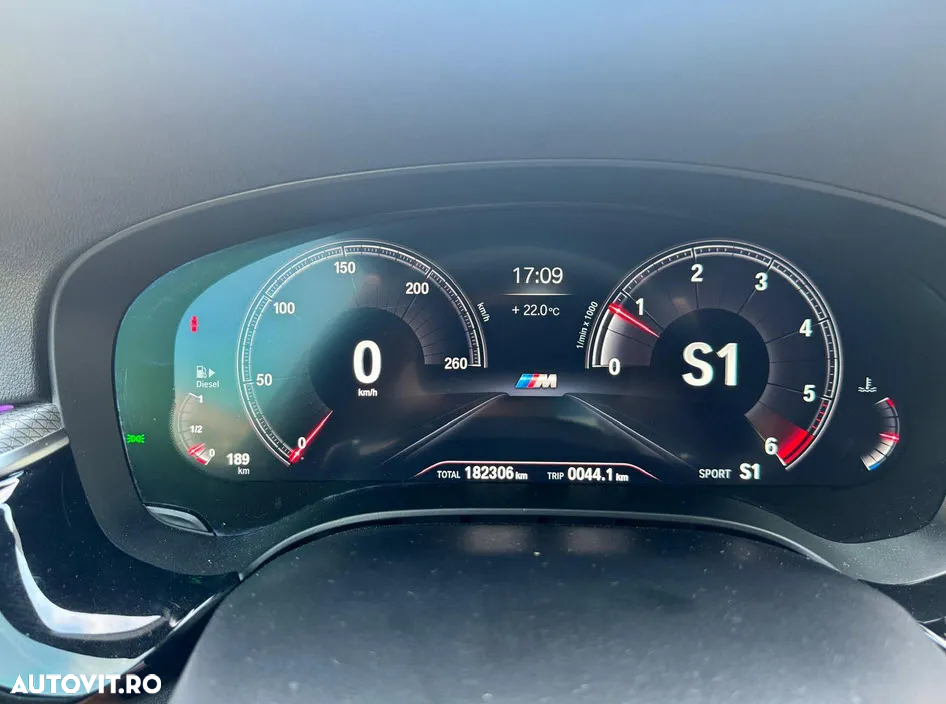BMW Seria 5 520d xDrive AT - 23