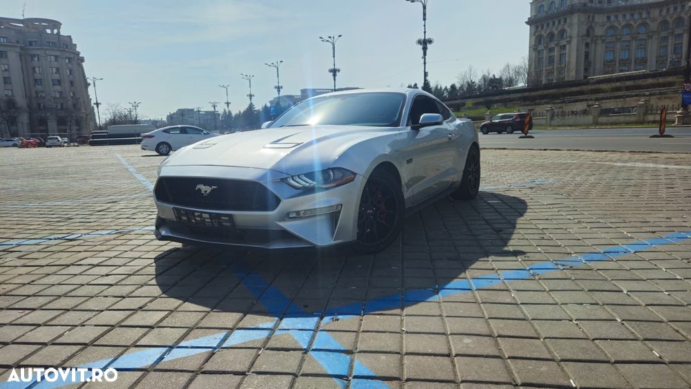 Ford Mustang - 8