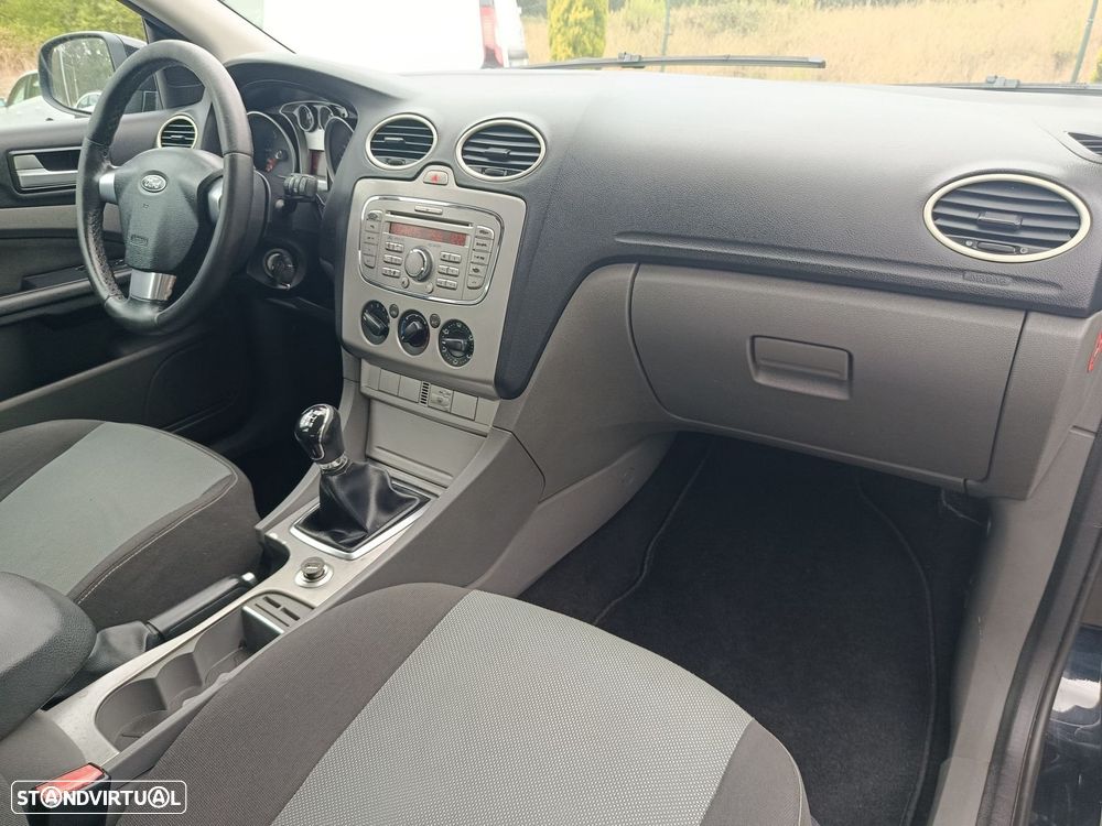 Ford Focus SW 1.6 TDCi Trend - 26