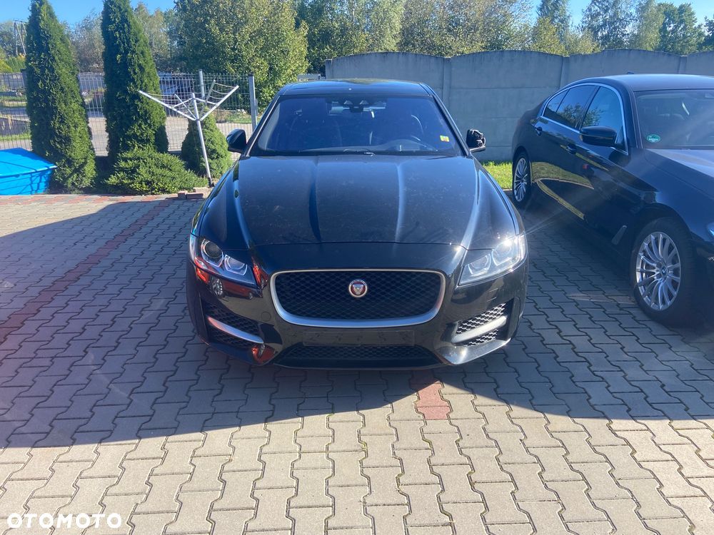 Jaguar XF 20d R-Sport - 1