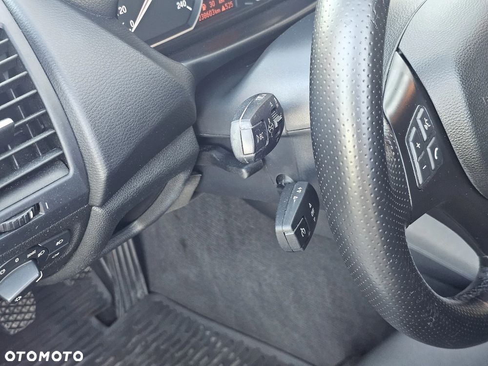 BMW Seria 1 - 24