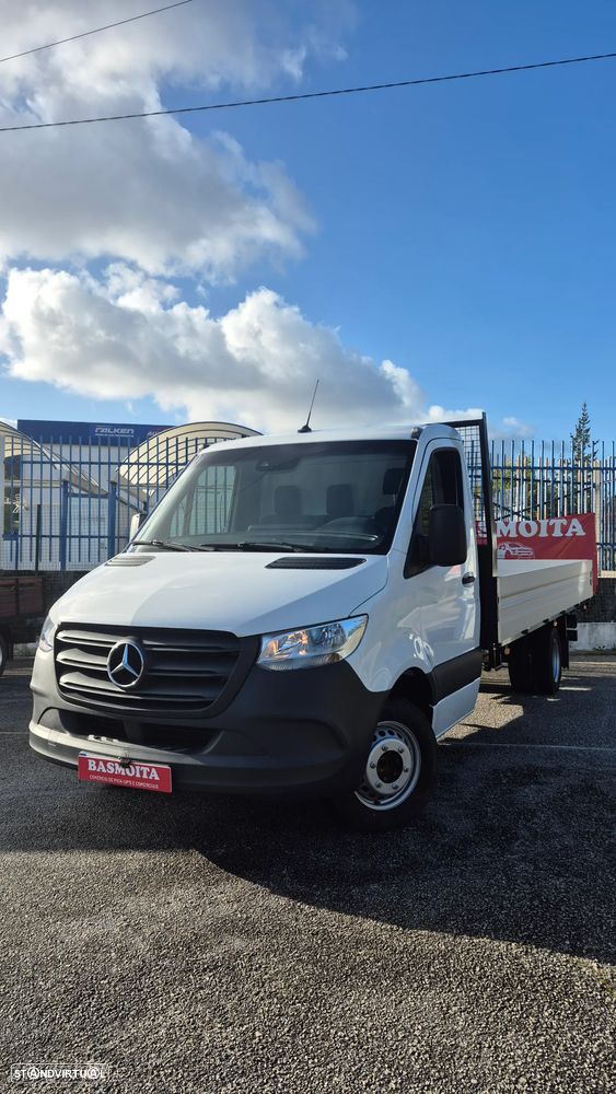 Mercedes-Benz Sprinter - 1