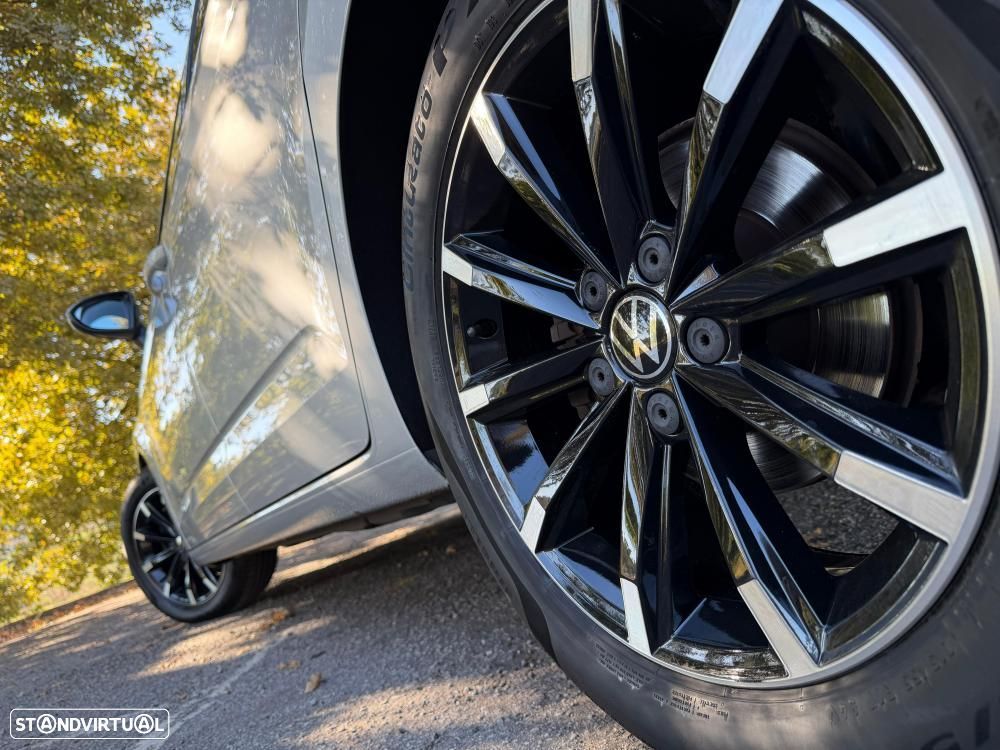 VW Touran 2.0 TDI Highline DSG - 7