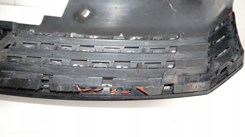 GRILL ATRAPA ZDERZAKA VW PASSAT B7 10-14R - 8