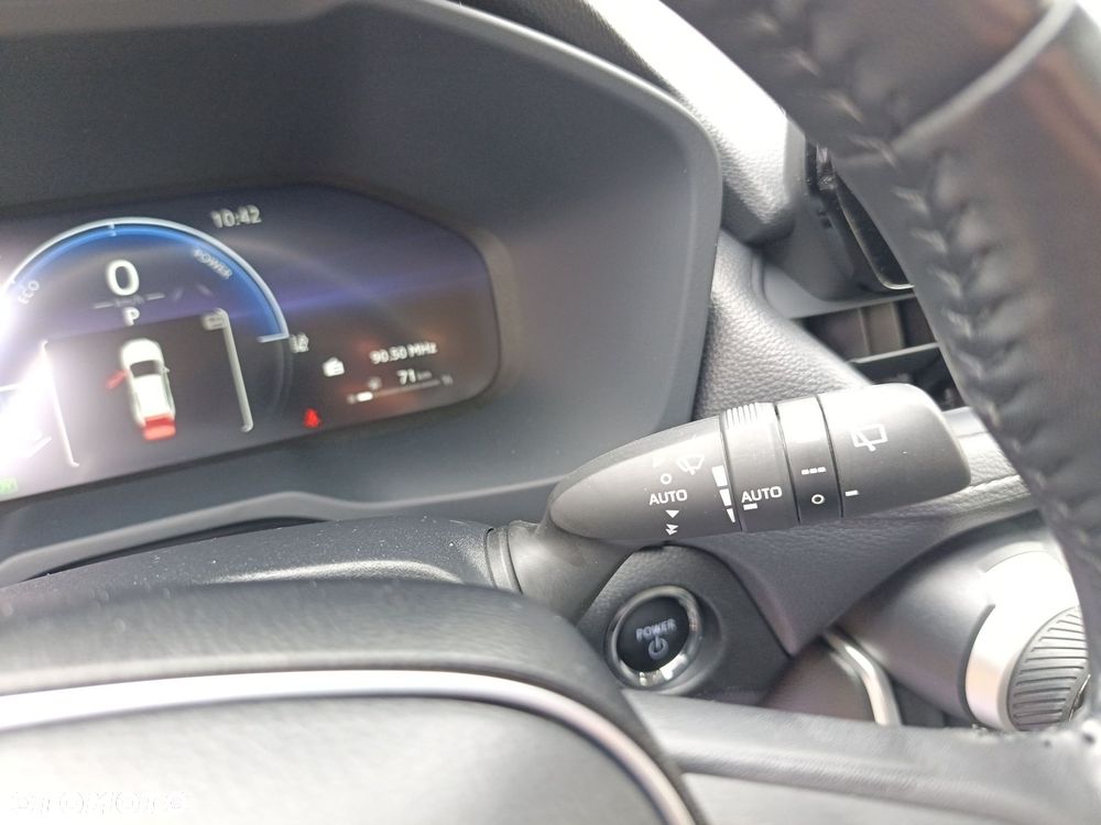 Toyota RAV4 - 25