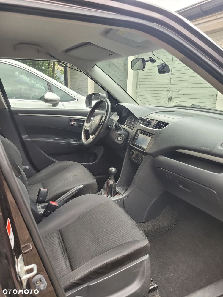 Suzuki Swift 1.2 30 Jahre - 12