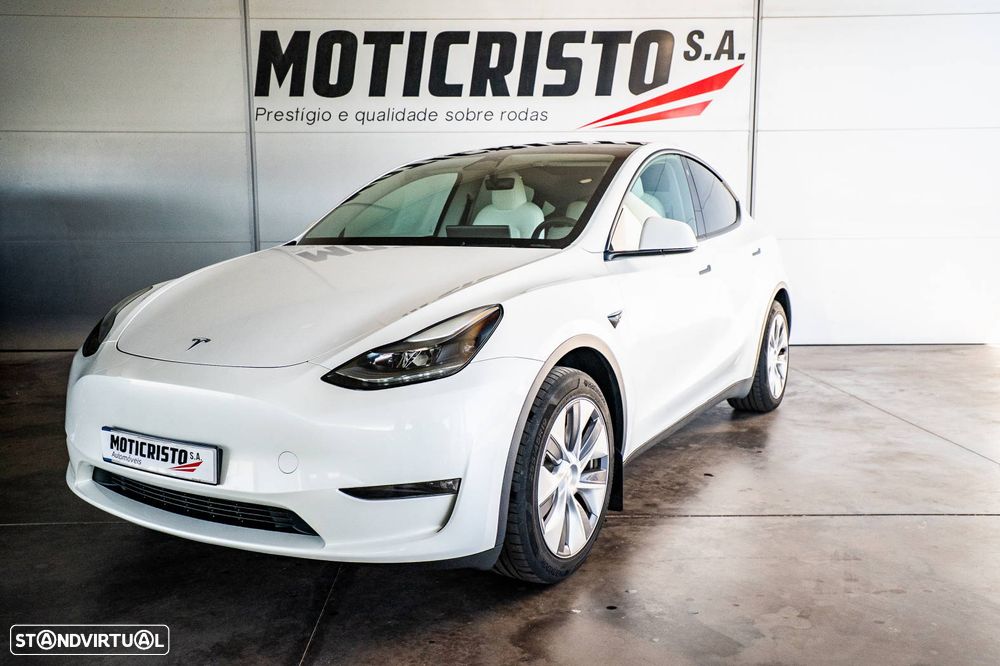 Tesla Model Y 2023 photo 3