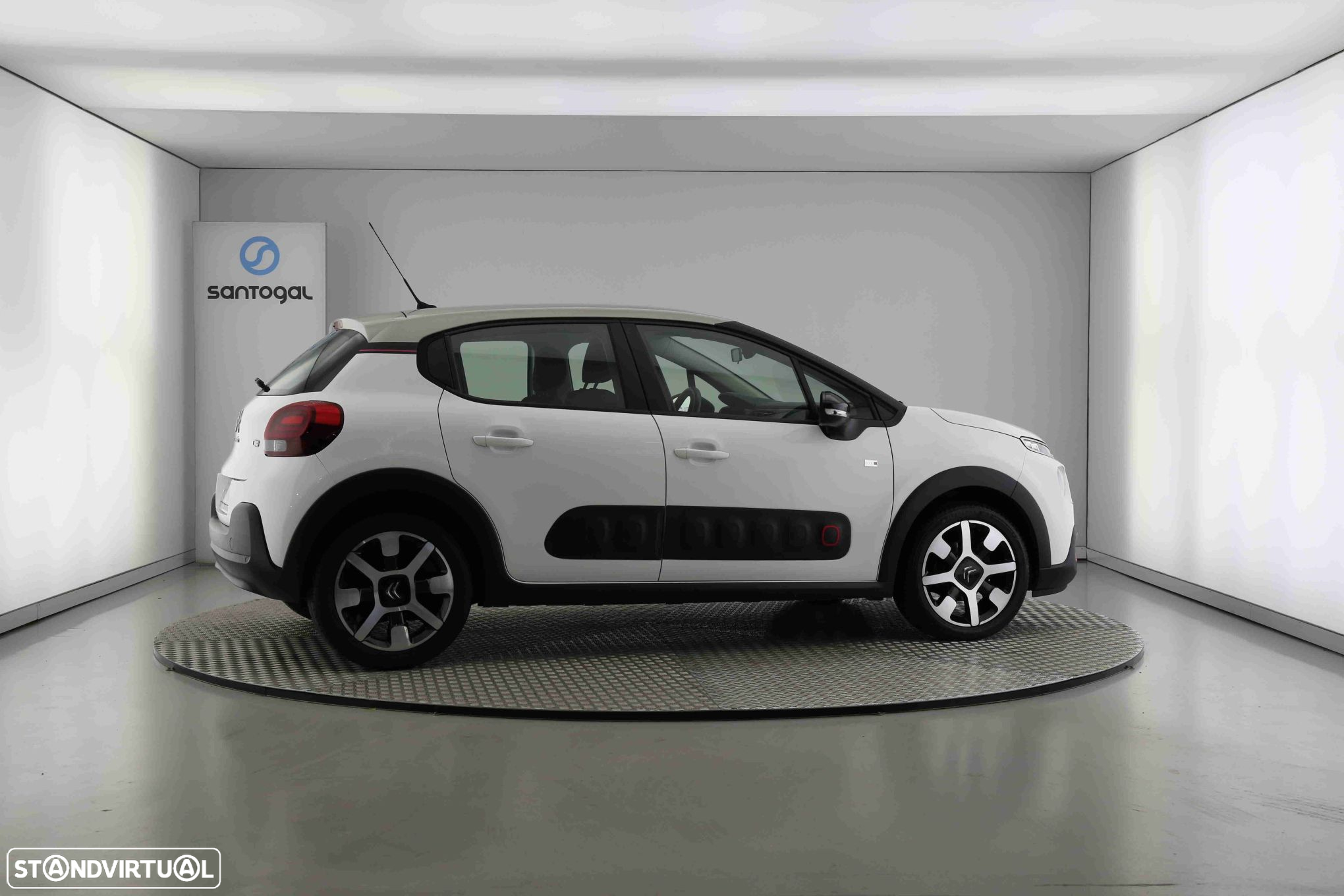 Citroën C3 1.2 PureTech Elle EAT6 - 5
