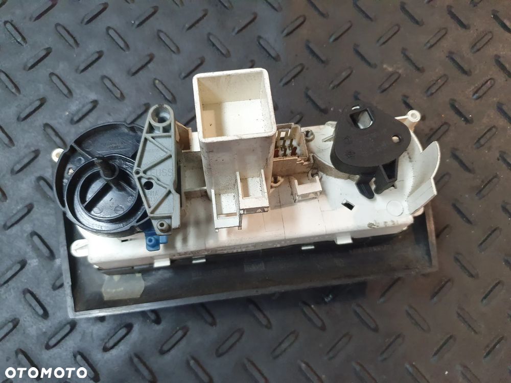 Panel nawiewu Opel Vectra B 6081F1A OPEL 86323 - 2