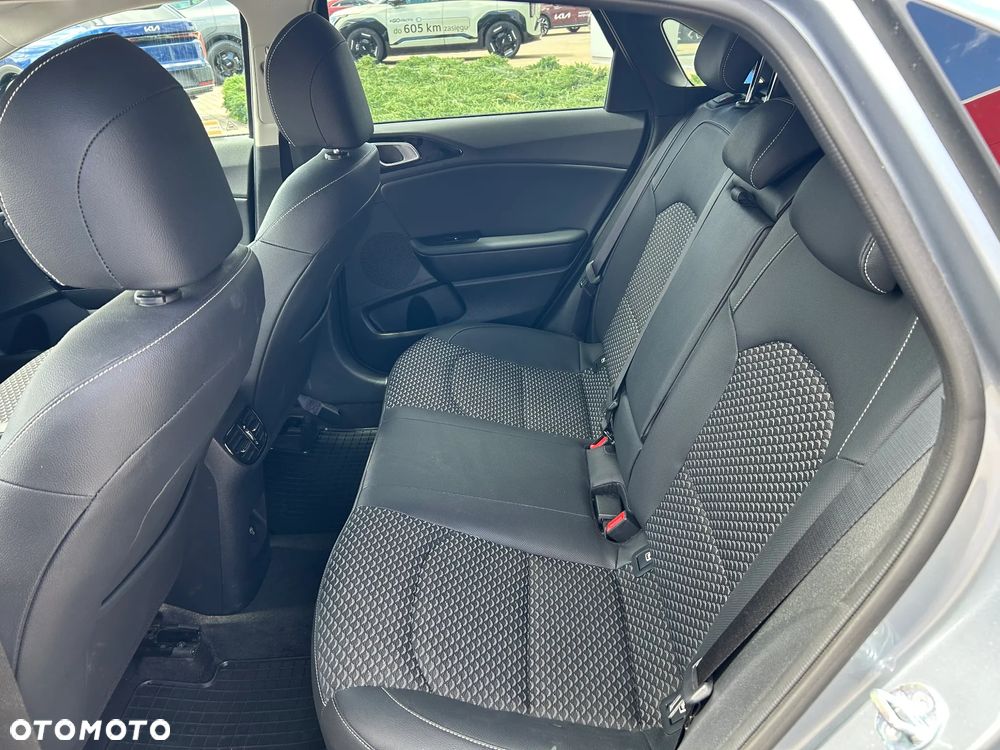 Kia Ceed 1.5 T-GDI Tribute DCT - 12