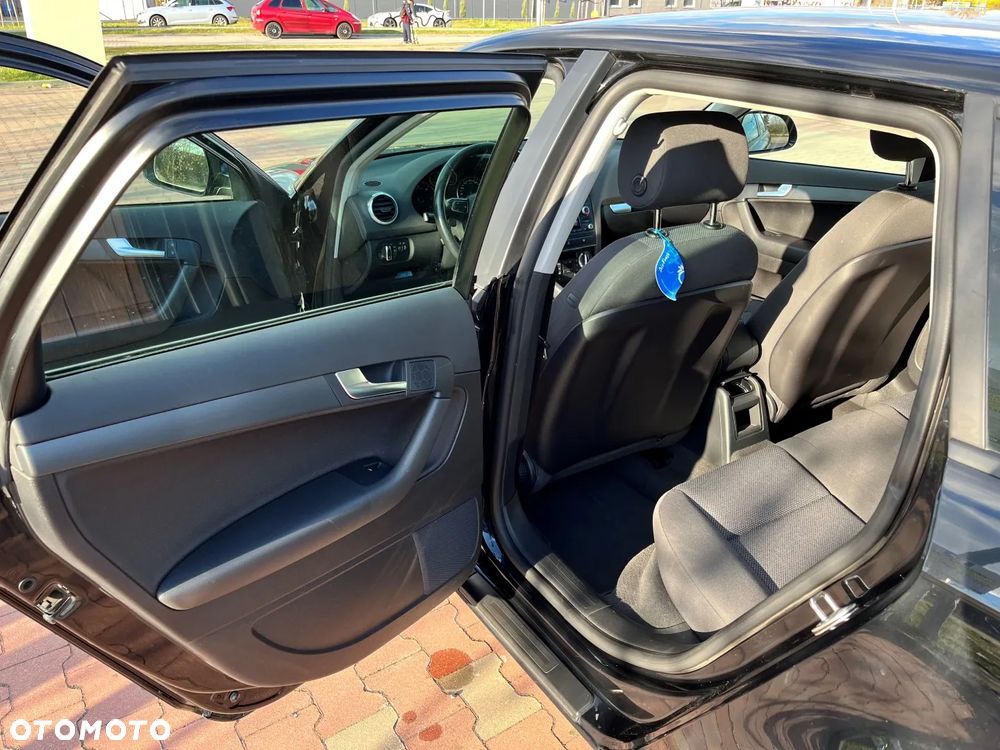 Audi A3 Sportback 1.9 TDI Attraction - 2