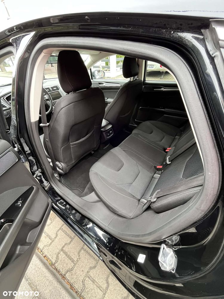 Ford Mondeo 2.0 TDCi Titanium PowerShift - 14