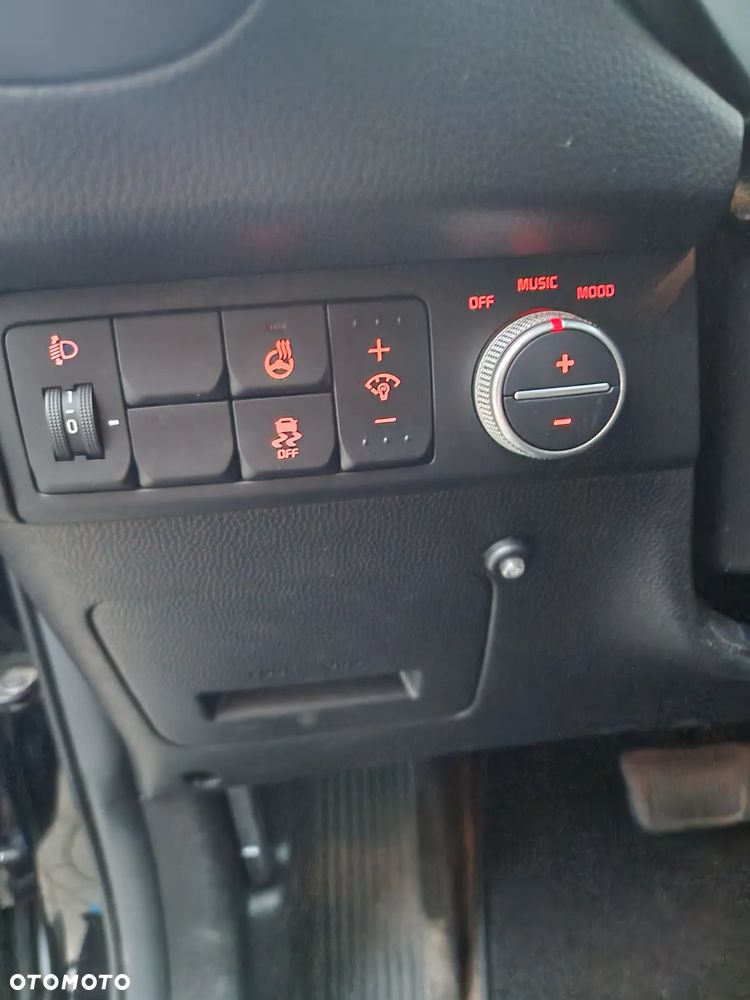 Kia Soul 1.6 CRDI Automatik Dream Team Edition - 26