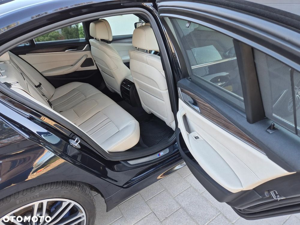 BMW Seria 5 530i xDrive M Sport sport - 21