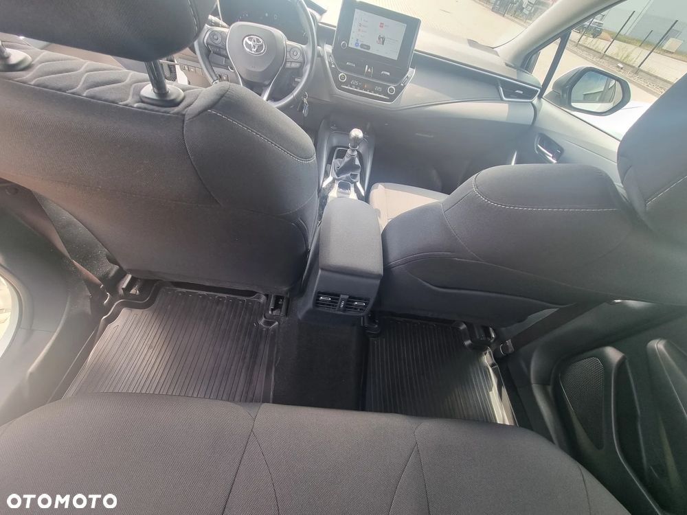 Toyota Corolla 1.5 Comfort - 13