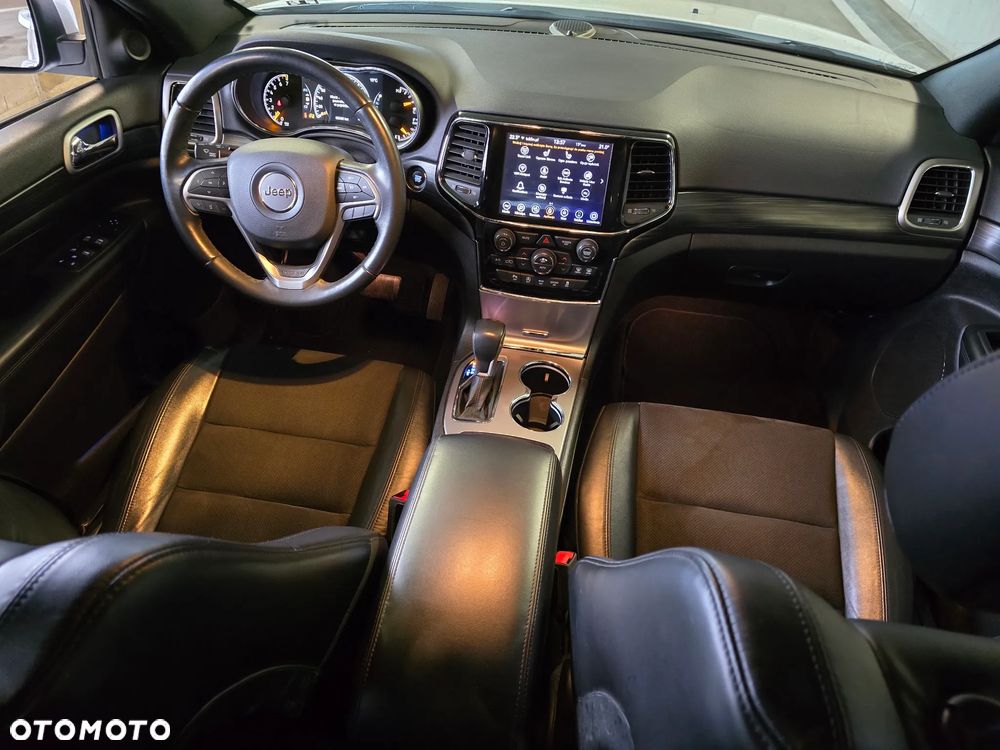 Jeep Grand Cherokee 3.6 V6 Laredo - 21