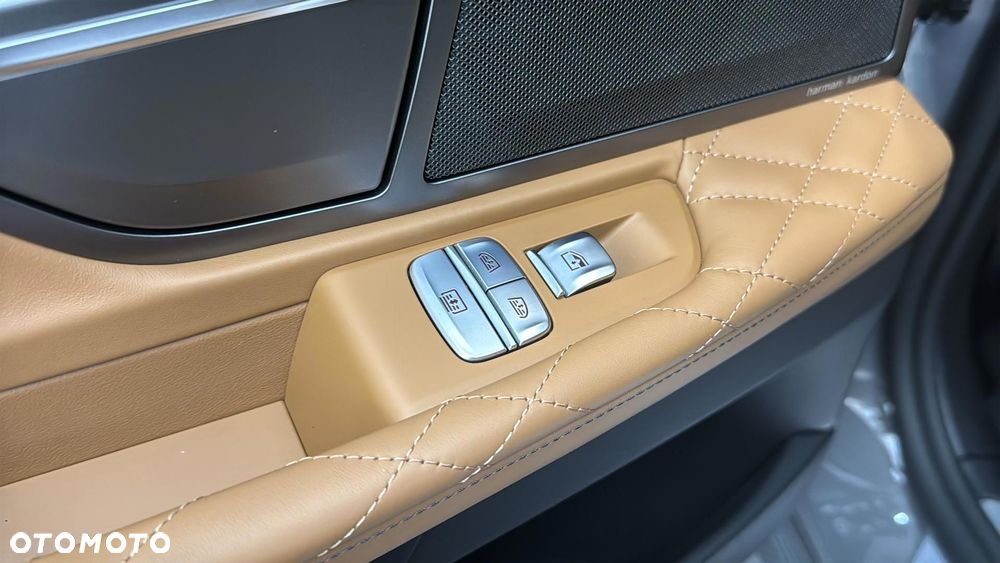 BMW Seria 7 730d xDrive mHEV sport - 19