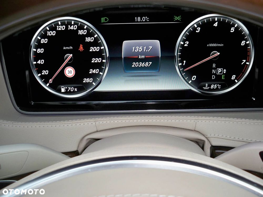 Mercedes-Benz Klasa S 500 4-Matic L 7G-TRONIC - 33