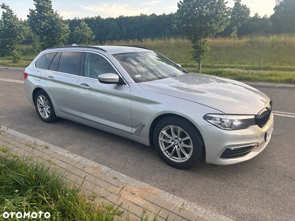 BMW Seria 5 530d xDrive - 16