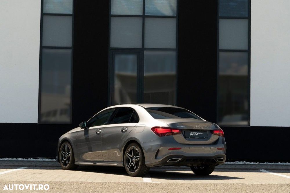 Mercedes-Benz A 200 - 4