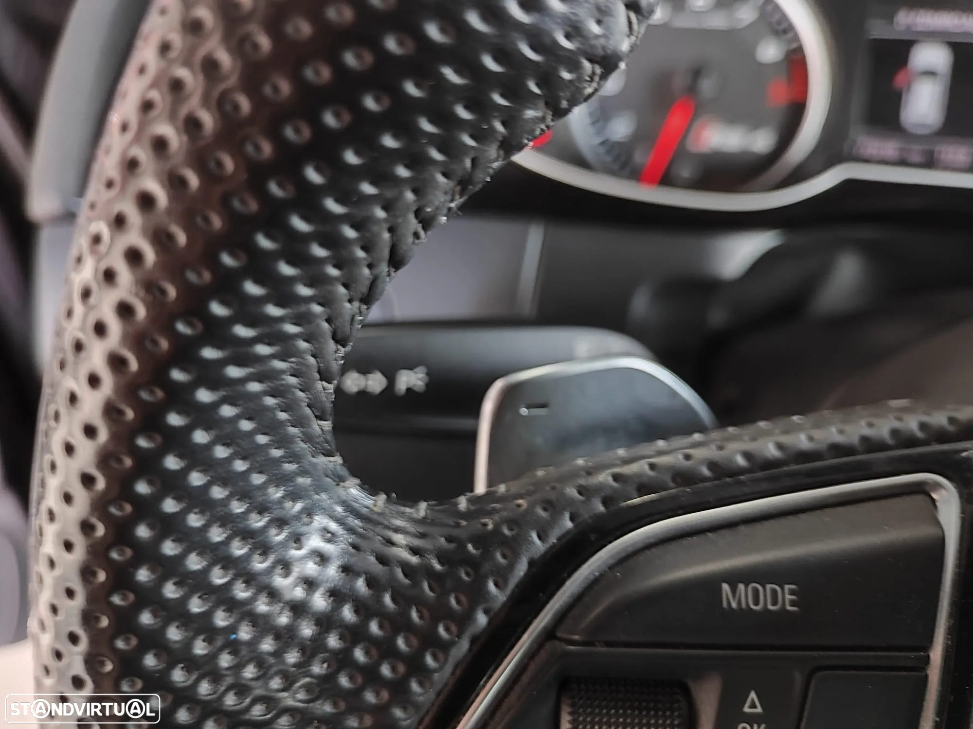 Audi RS4 Avant 4.2 FSi quattro S tronic - 34
