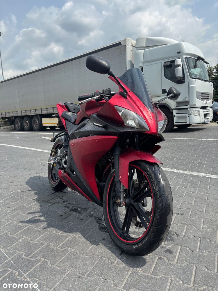 Yamaha YZF - 2