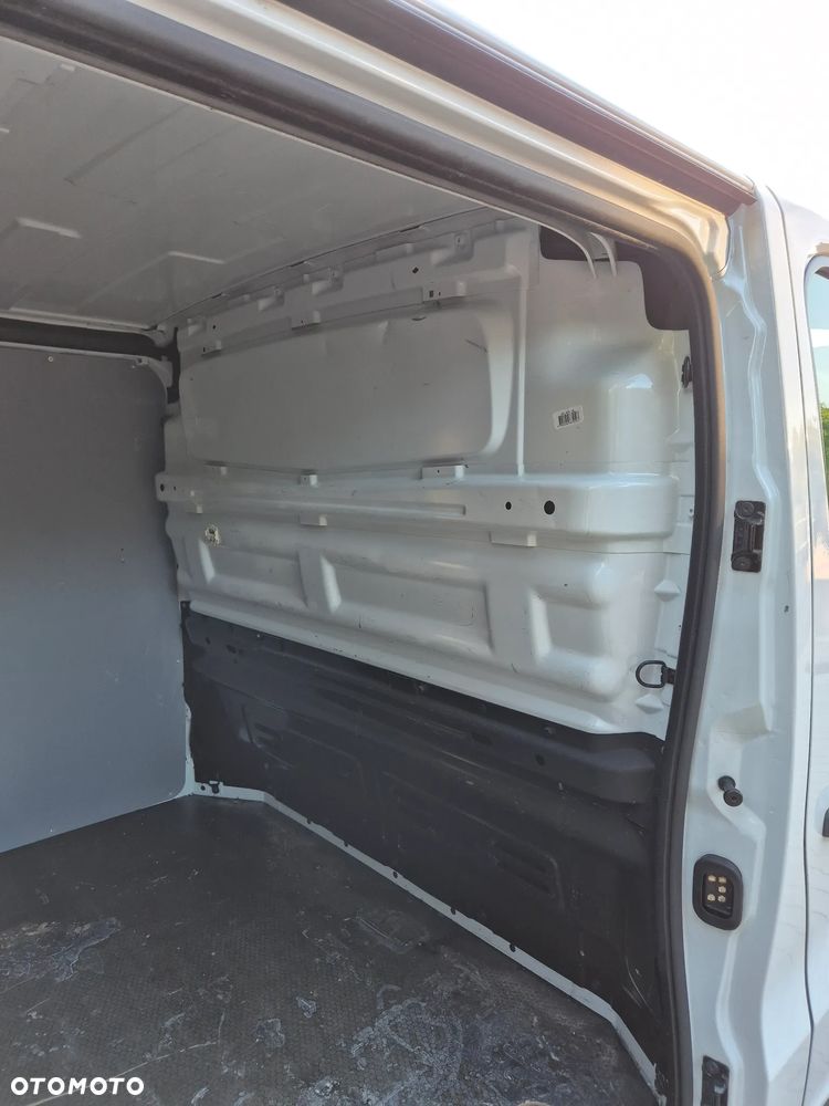 Renault Trafic 2019r Long 150Tys km Full Klima Navi Kamera Super stan - 33