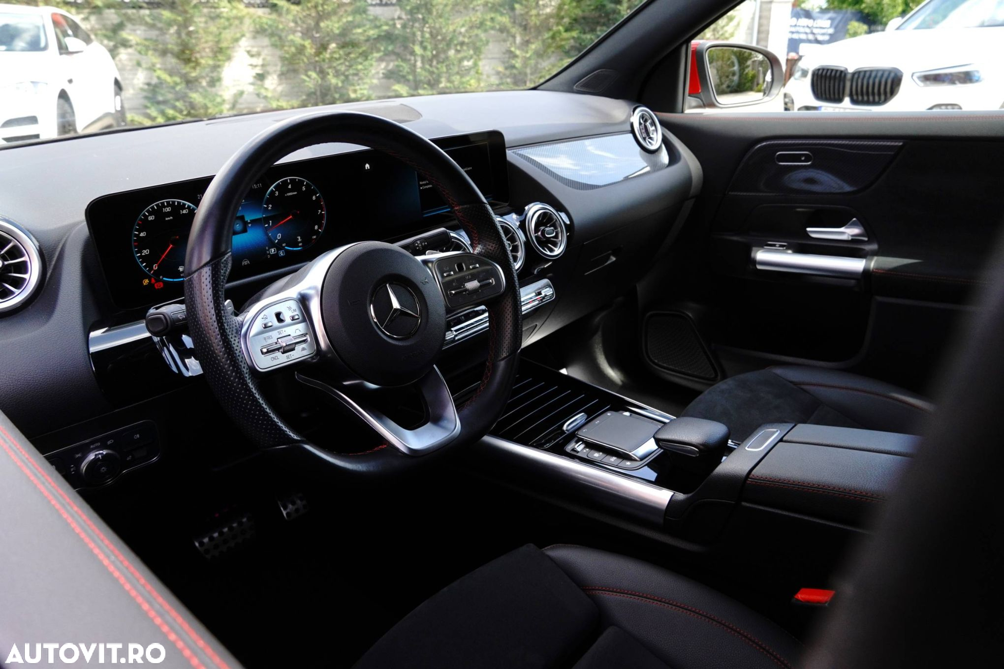 Mercedes-Benz GLA - 15