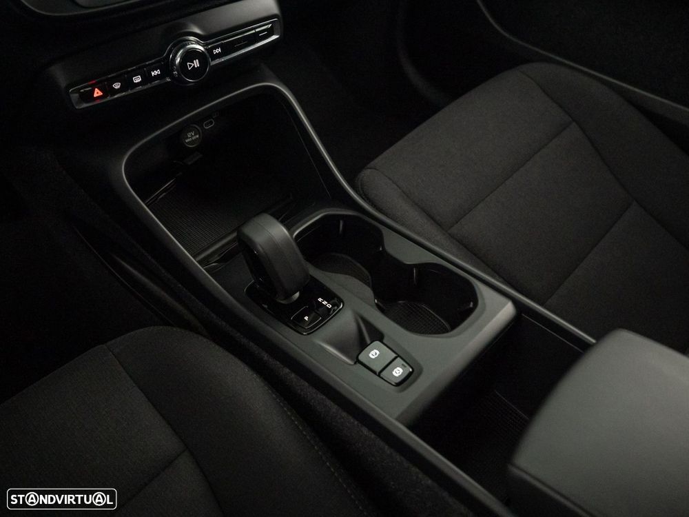 Volvo XC 40 - 24