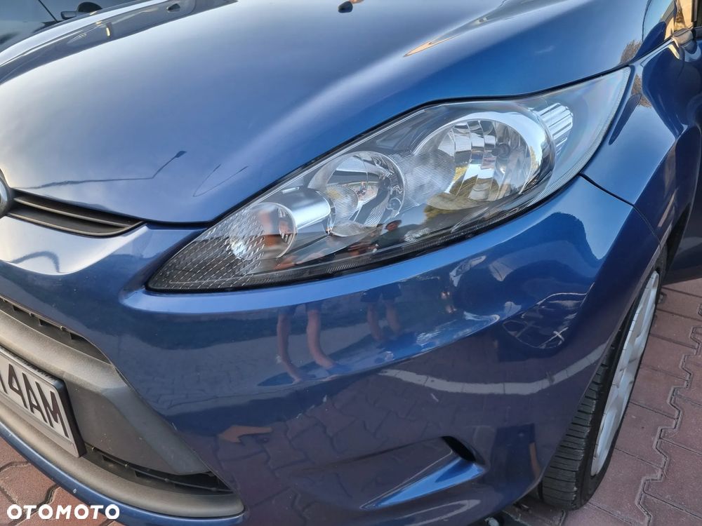 Ford Fiesta 1.25 Trend - 32