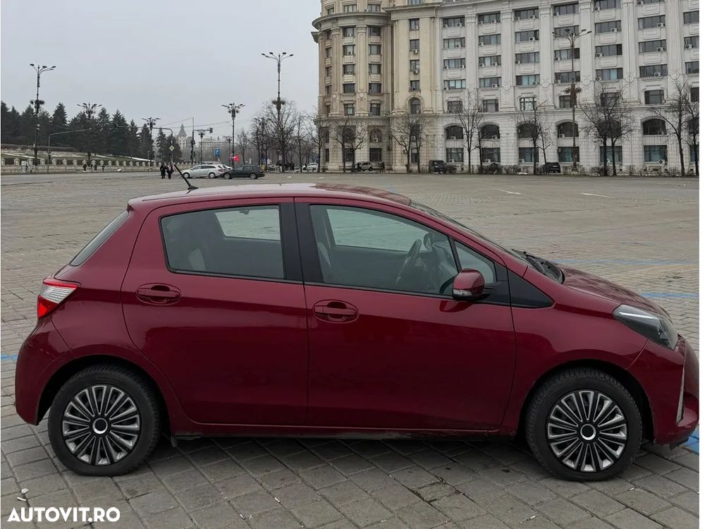 Toyota Yaris 1.5 L VVT-iE Active - 4