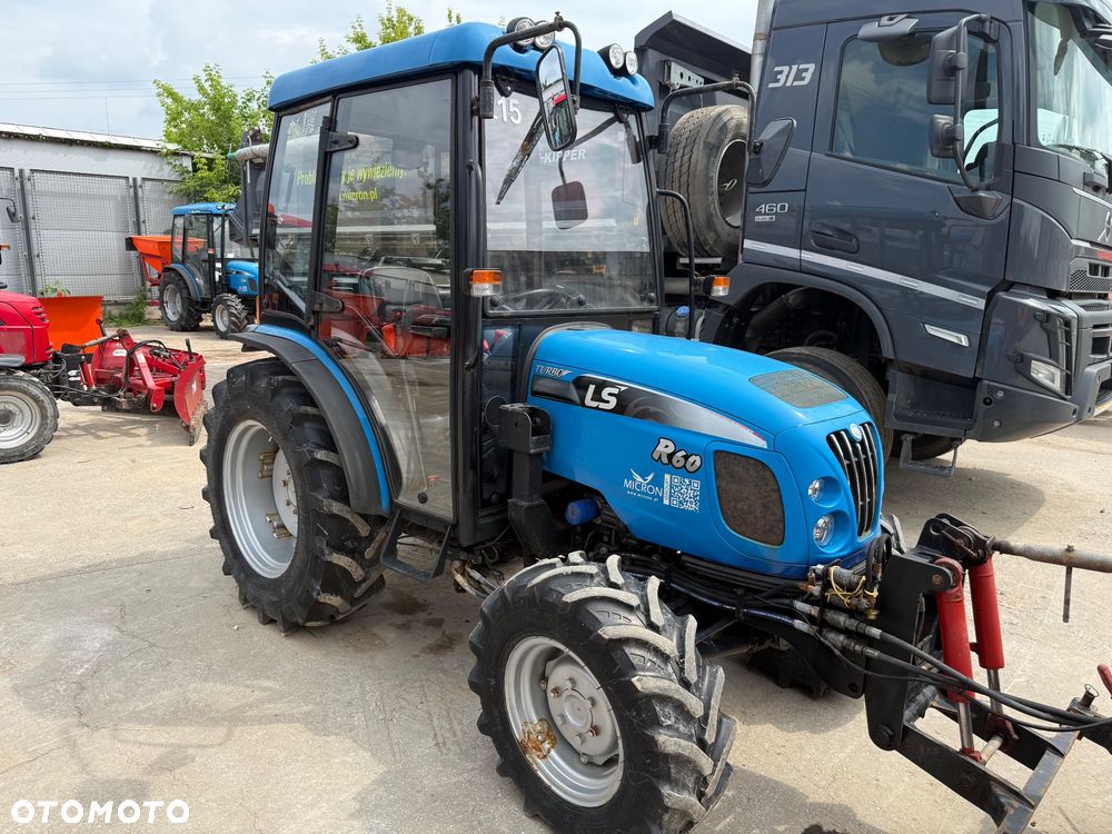 LS Traktor RS60 - 2