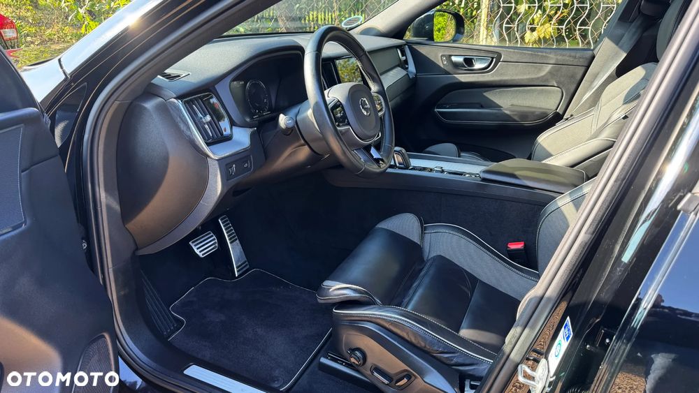 Volvo XC 60 B4 D Geartronic RDesign - 18