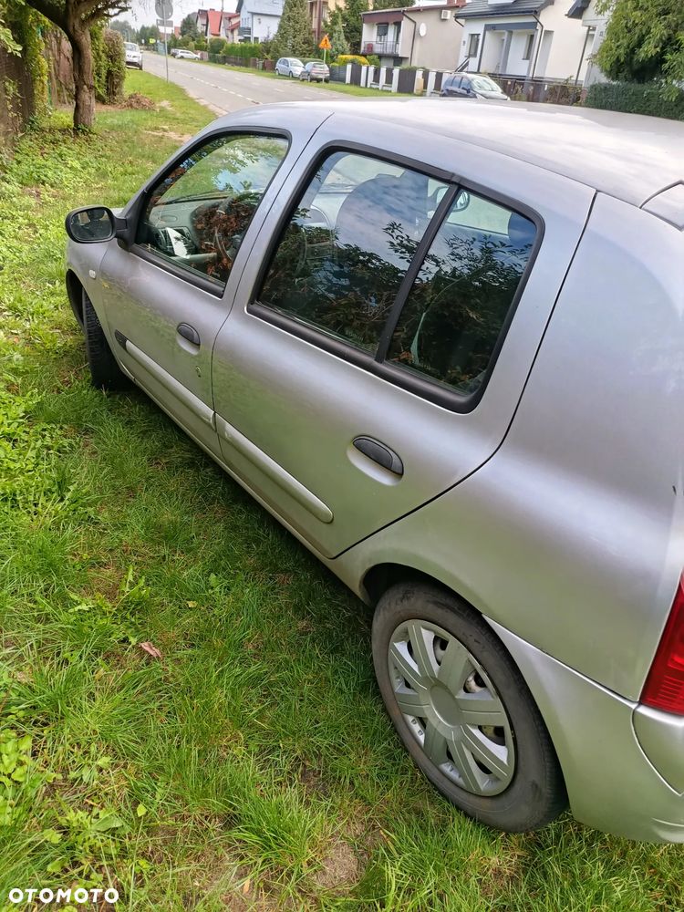 Renault Clio 1.5 dCi Alize - 4