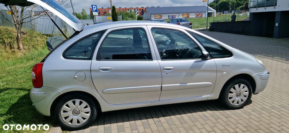Citroën Xsara Picasso 2.0 16V Exclusive - 4