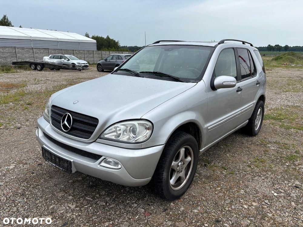 Mercedes-Benz ML - 1