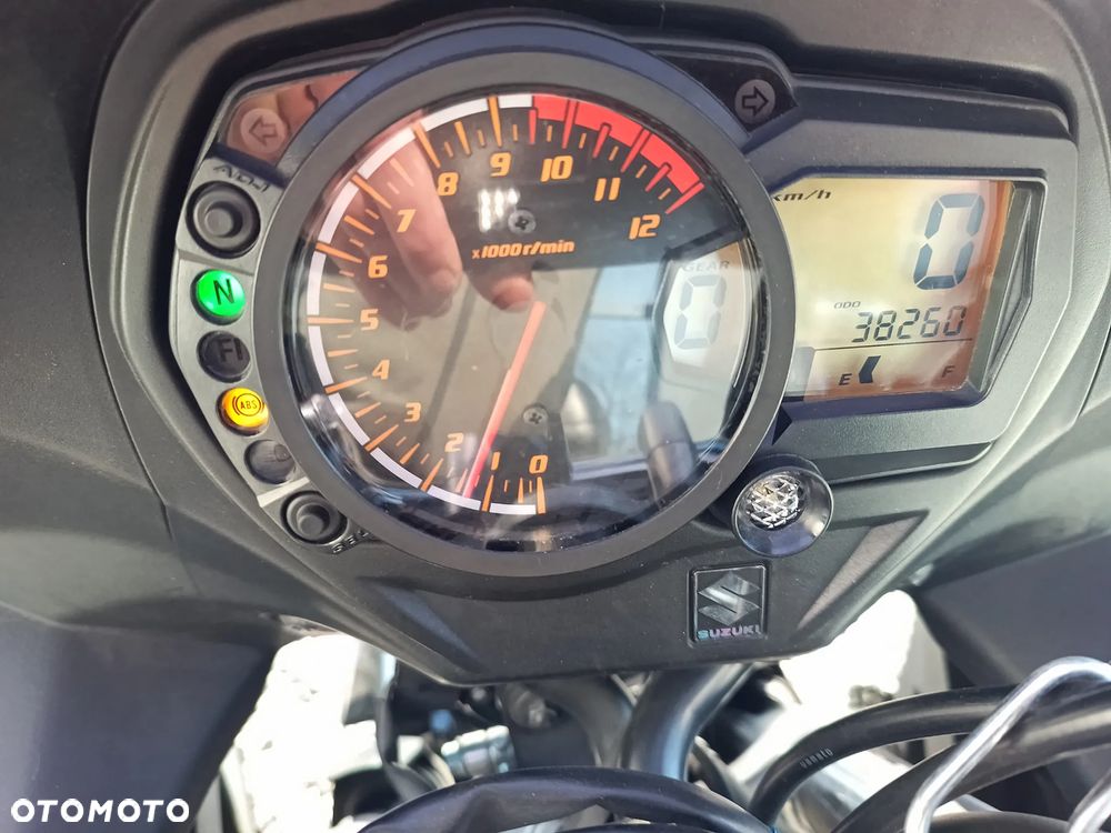 Suzuki GSX - 5
