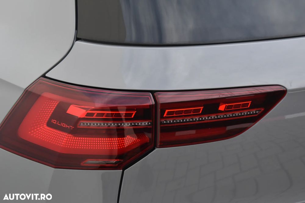 Volkswagen Golf 2.0 TDI Style - 18