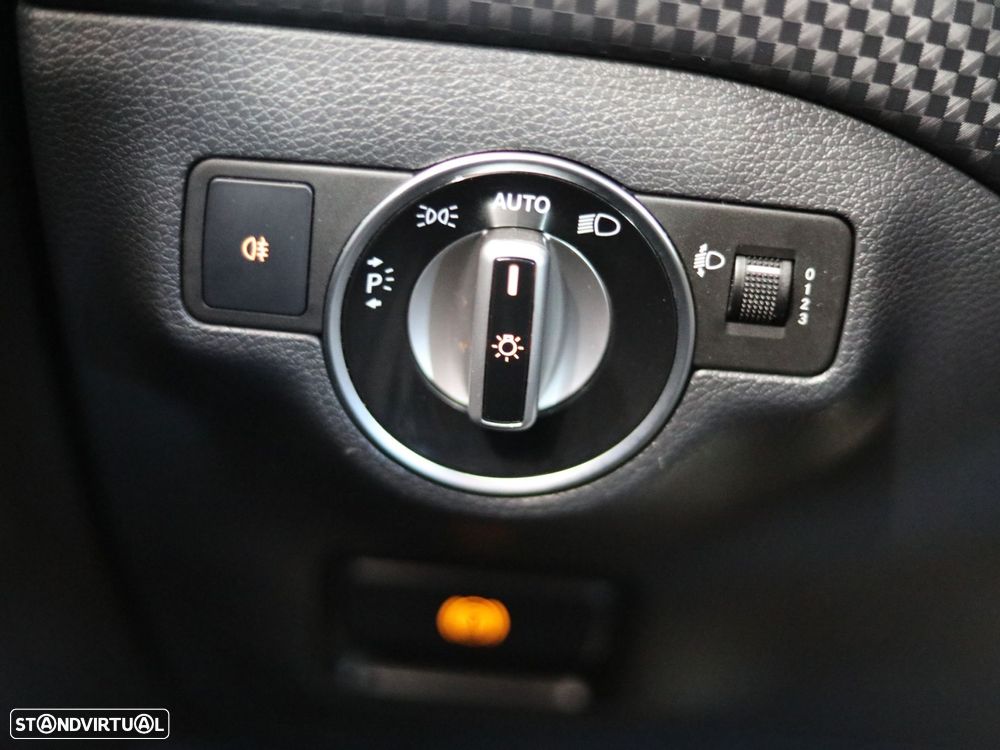 Mercedes-Benz A 180 d AMG Line Aut. - 21